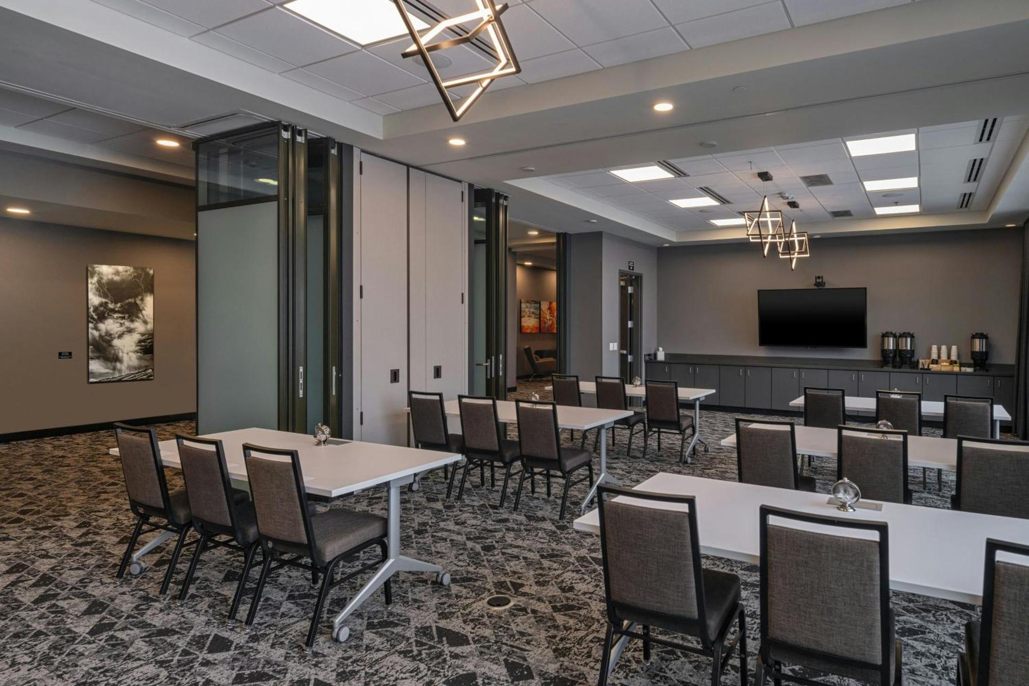Springhill Suites By Marriott Colorado Springs Downtown Екстериор снимка