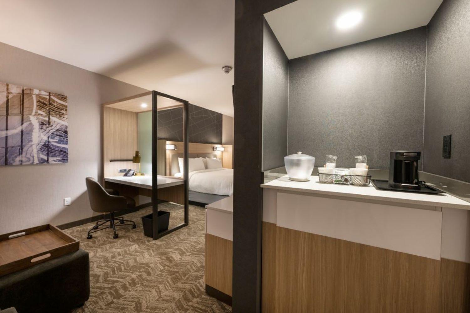 Springhill Suites By Marriott Colorado Springs Downtown Екстериор снимка
